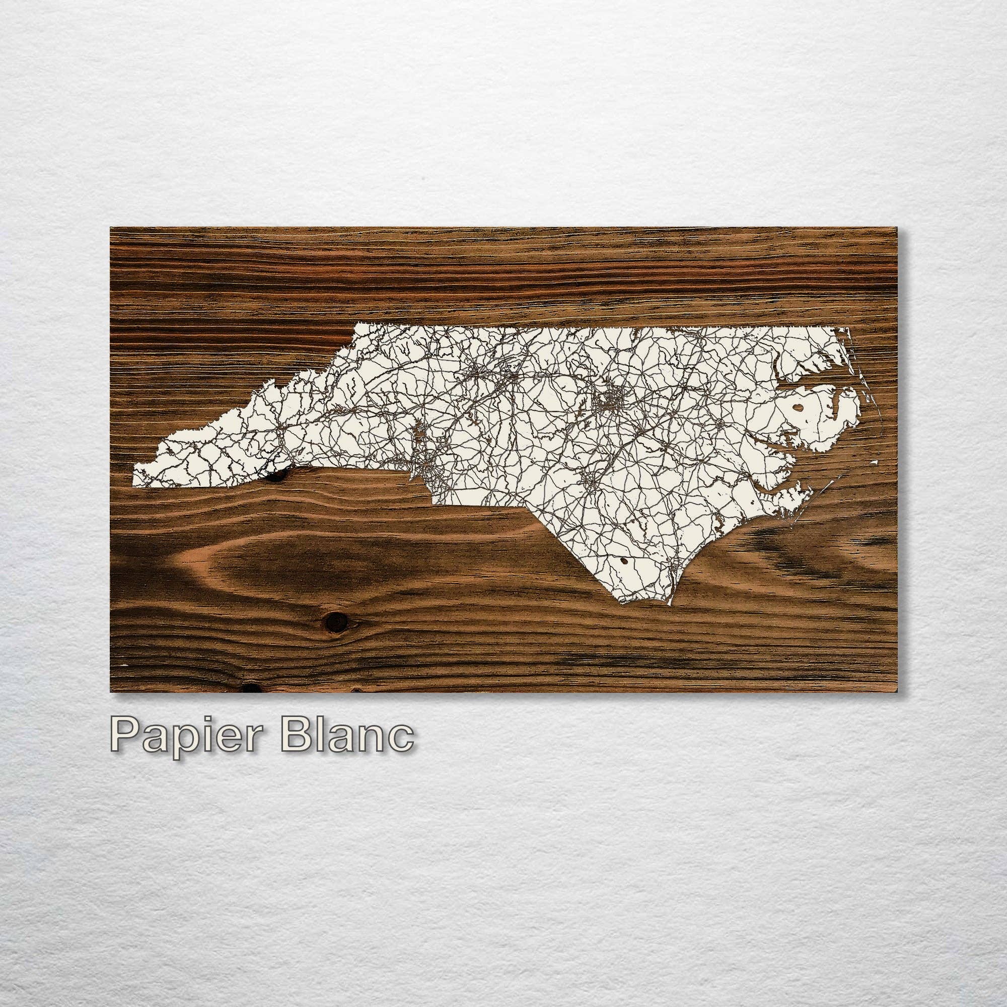 North Carolina: Isolated Map in Paper Blanc (Mini)