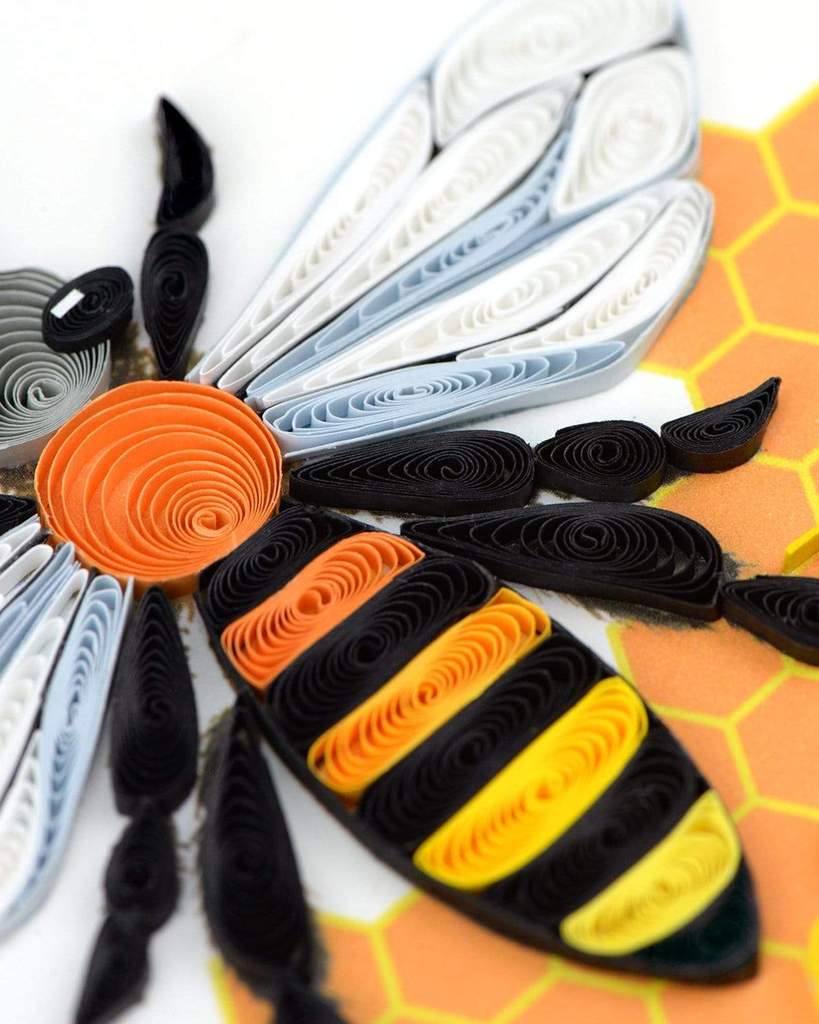 Quilling Honey Bee Greeting Card